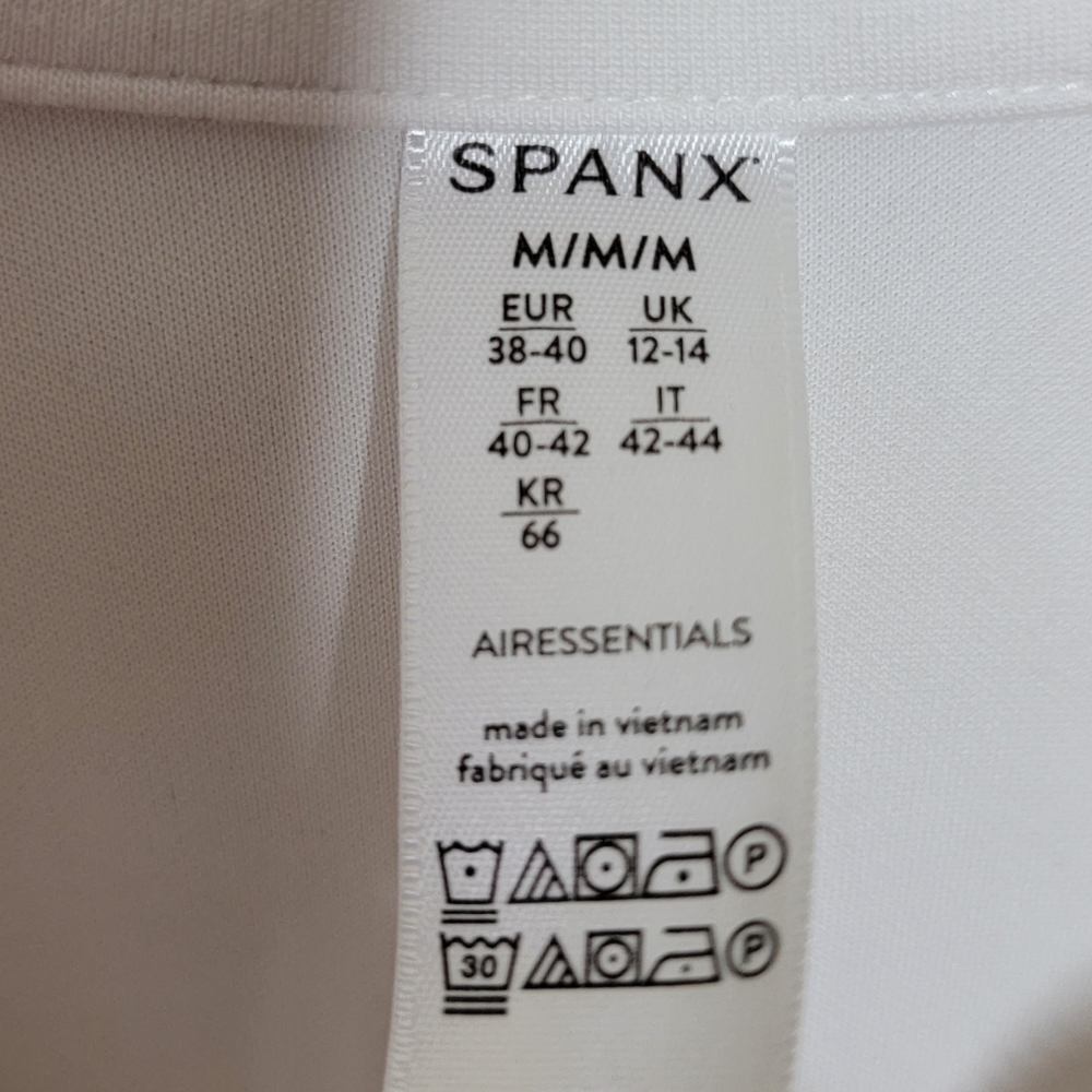 Spanx | Air Essentials Ivory 1/2 Zip Sweatshirt in Powder Size Medium - Picture 4 of 5